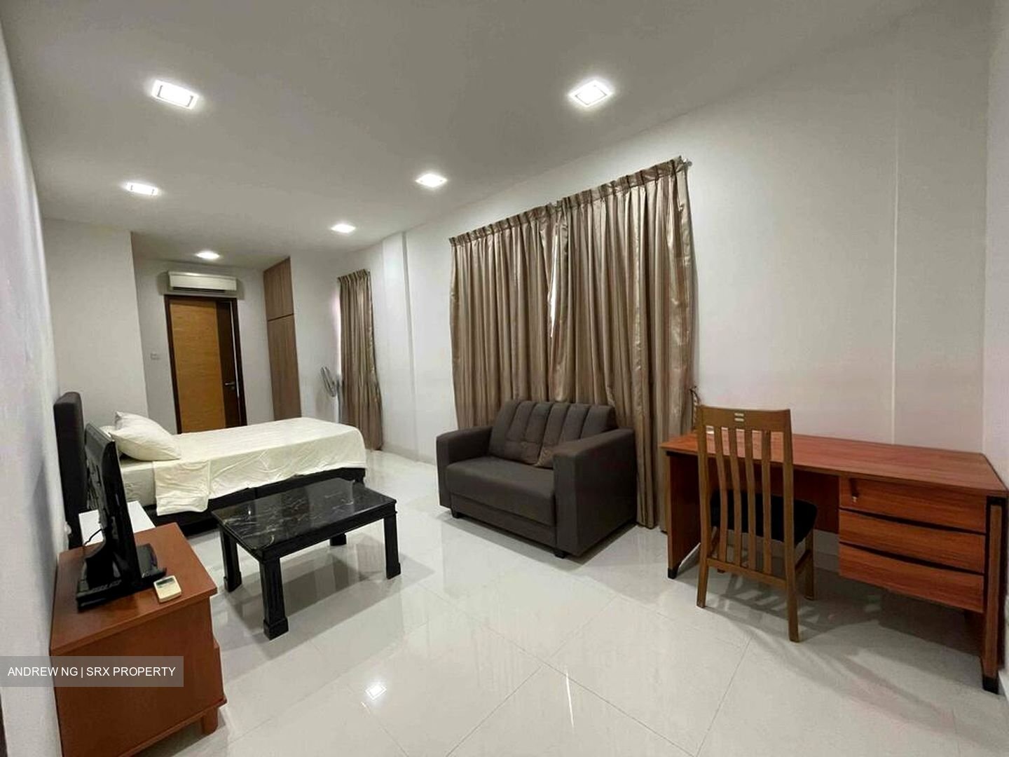 Jalan Grisek (D14), Terrace #456364321